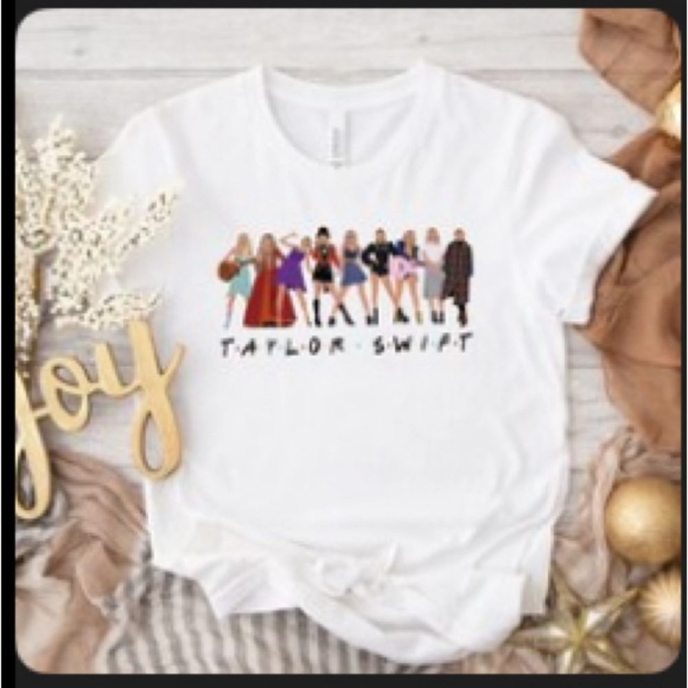 Taylor Swift t-shirt